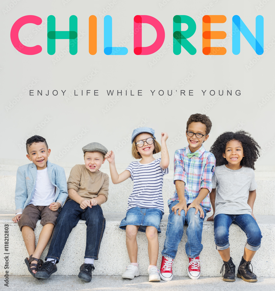 孩子享受生活——年轻时代的概念