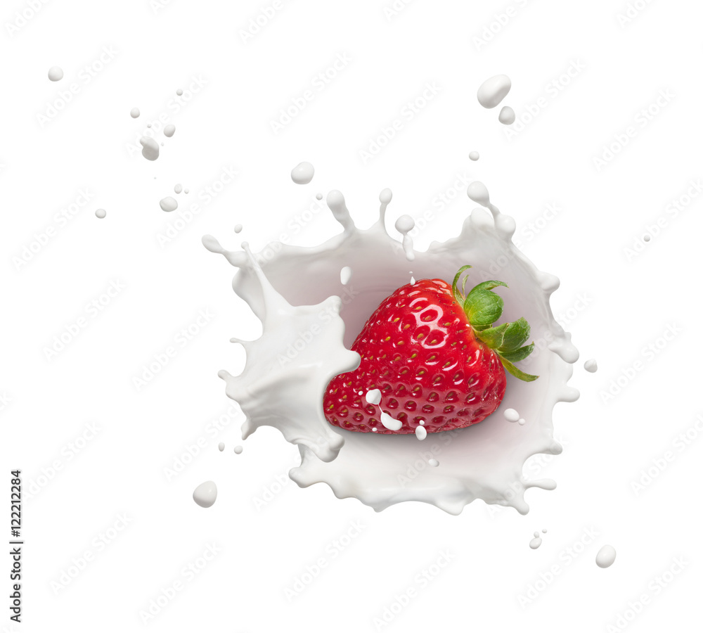 草莓加牛奶飞溅