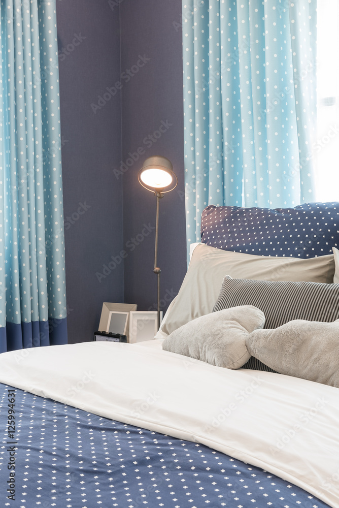 现代蓝色调卧室室内设计