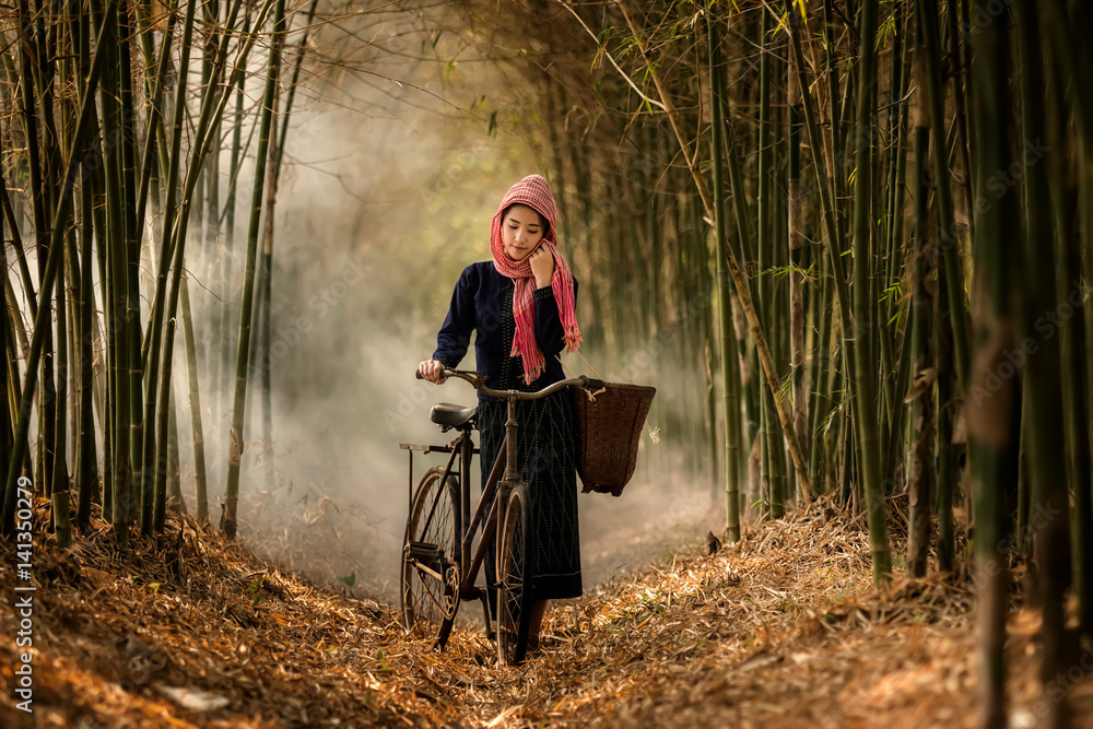 亚洲农村地区妇女的生活。