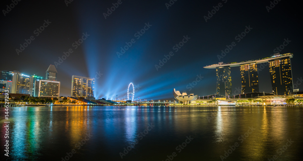 滨海湾新加坡夜天际线海滨