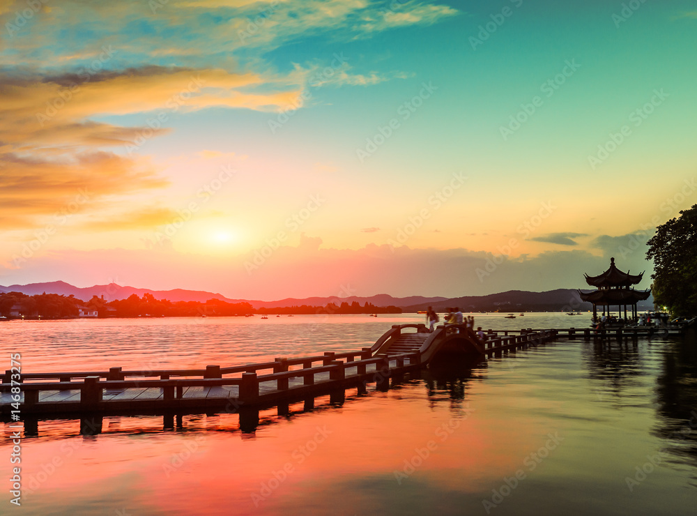 Beautiful hangzhou west lake sceney at sunset