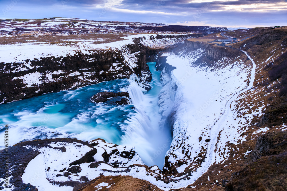 冬季的古尔福斯瀑布（鸟瞰图），冰岛
