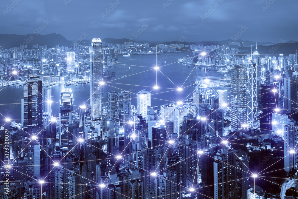 背景中的香港智能城市景观网络商务连接系统。网络商务欺诈