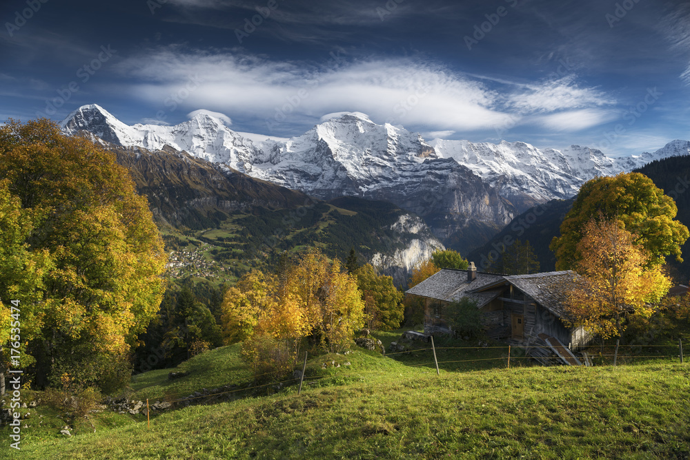 Indian summer in the Swiss Alps with Eiger, Mönch & Jungfrau