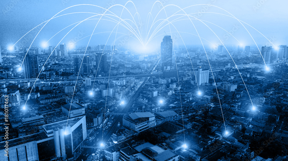 城市中的商业网络连接概念和Wi-Fi。技术通信，无线通信