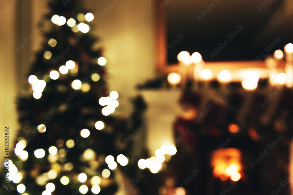 房子里装饰的圣诞树