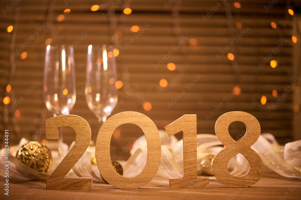 2018.以香槟为背景的新年前夜庆祝活动