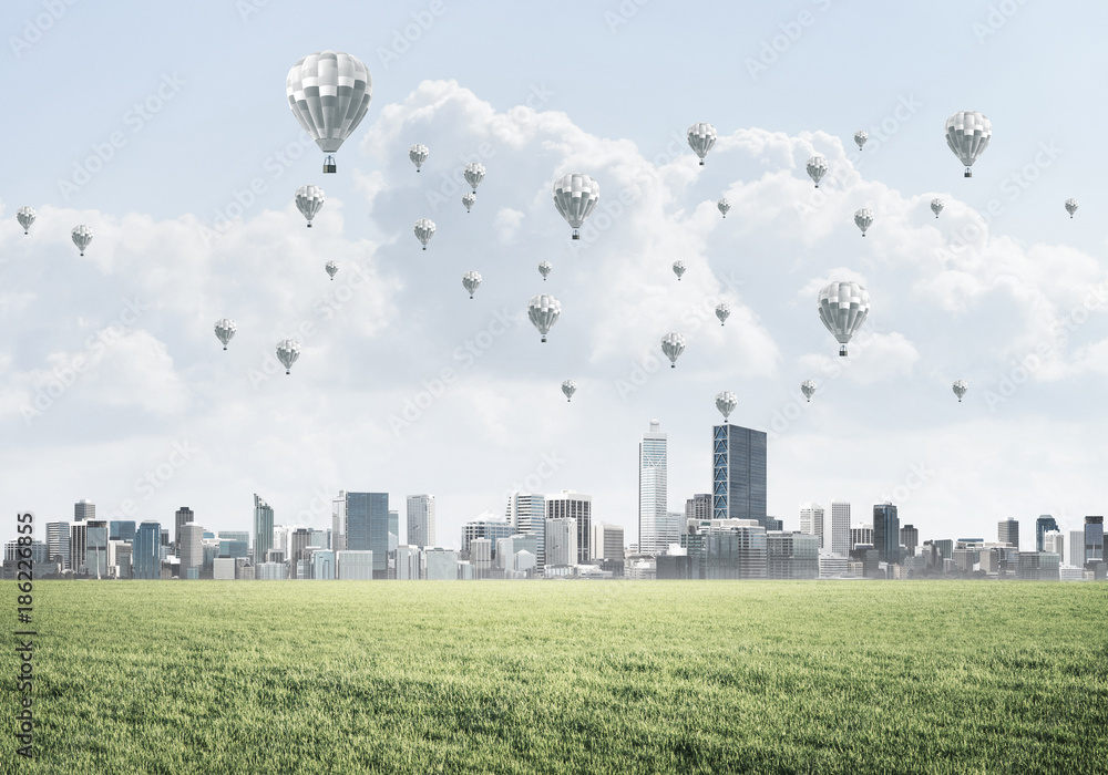 浮空器在城市上空飞行的生态绿色生活理念