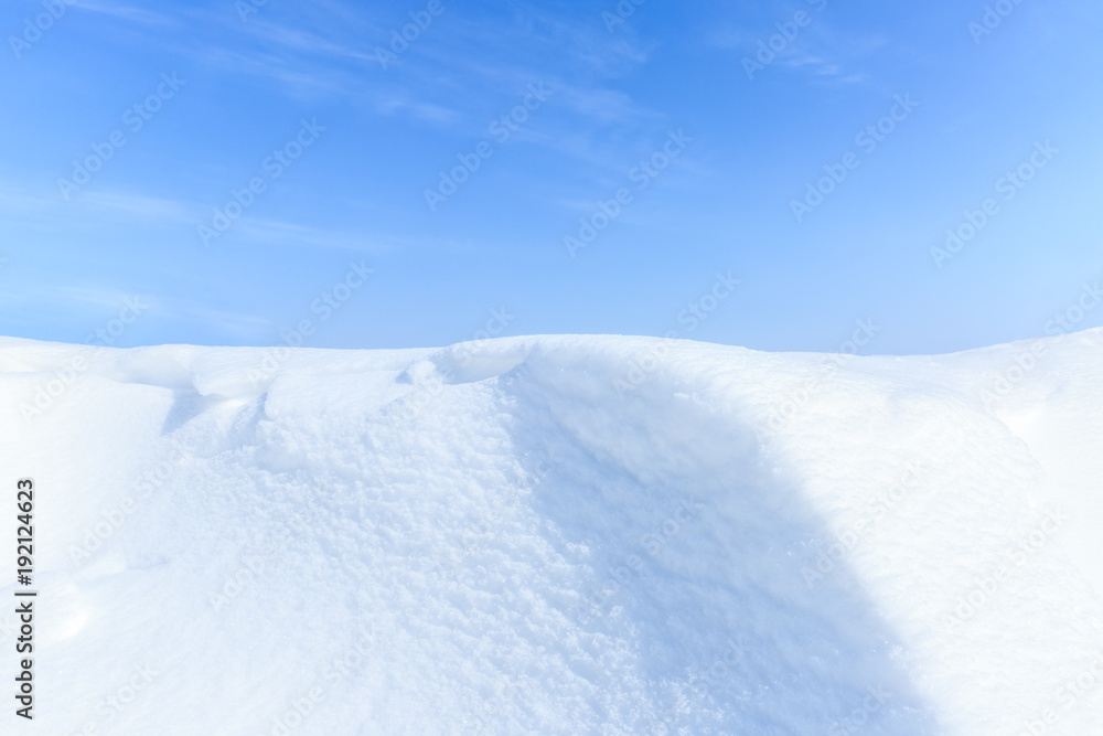 冬季时间与白雪空间