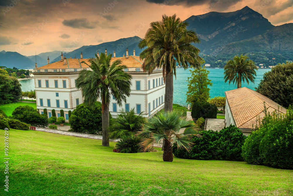 欧洲，意大利Bellagio，带别墅Melzi的宏伟装饰花园