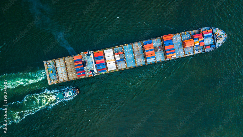 集装箱货船进出口业务，货运进出口物流。
