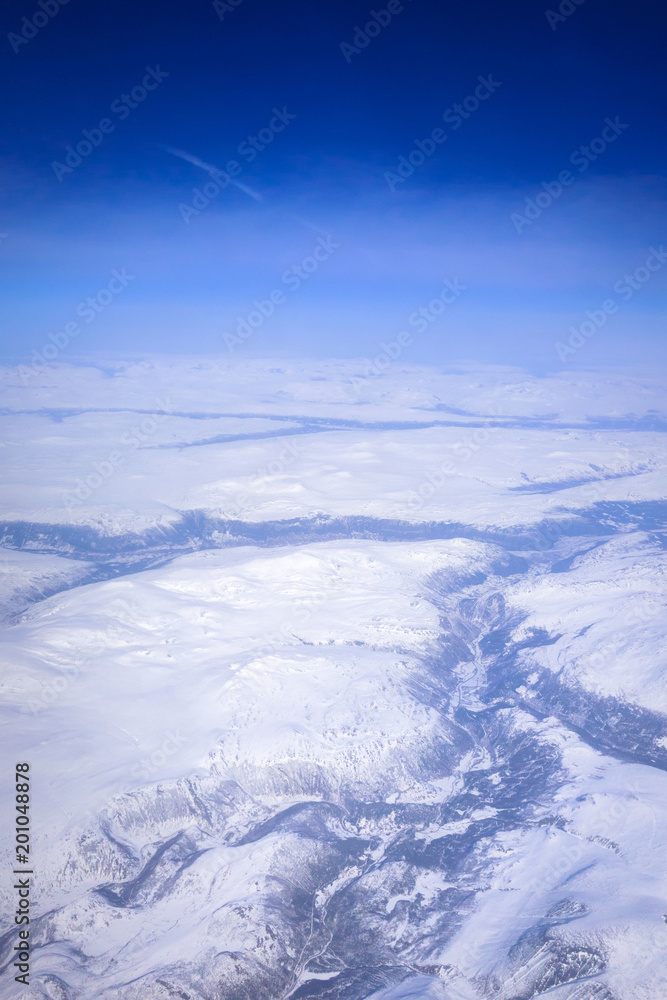 从飞机上鸟瞰雪域挪威