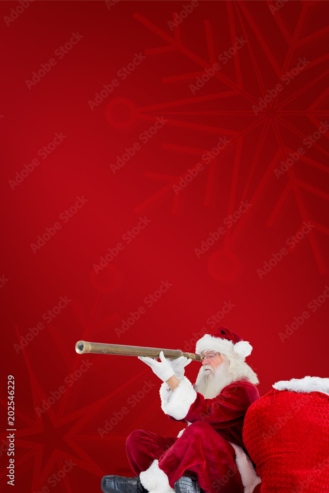 圣诞老人在红色背景下通过望远镜观看