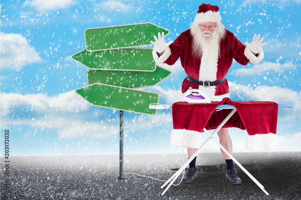 圣诞老人对裤子上的东西印象深刻，与空路标的插图相反