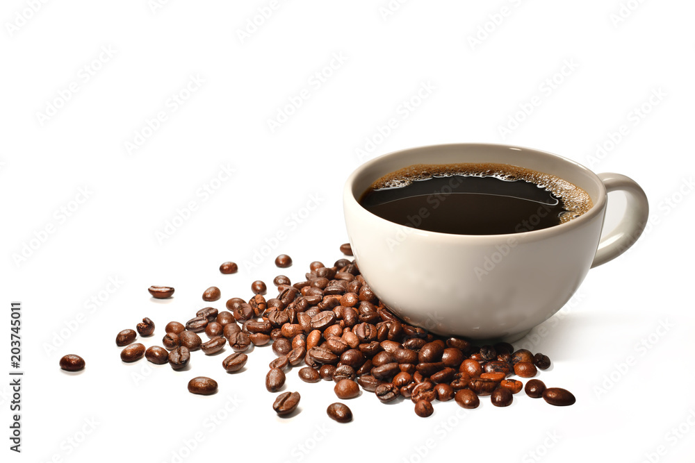 白底咖啡杯和咖啡豆