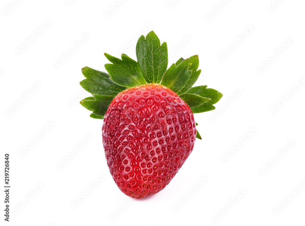 白色背景下分离的草莓浆果