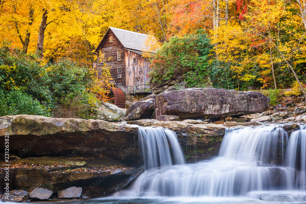 Glade Creek Gristmill，西弗吉尼亚州，秋季