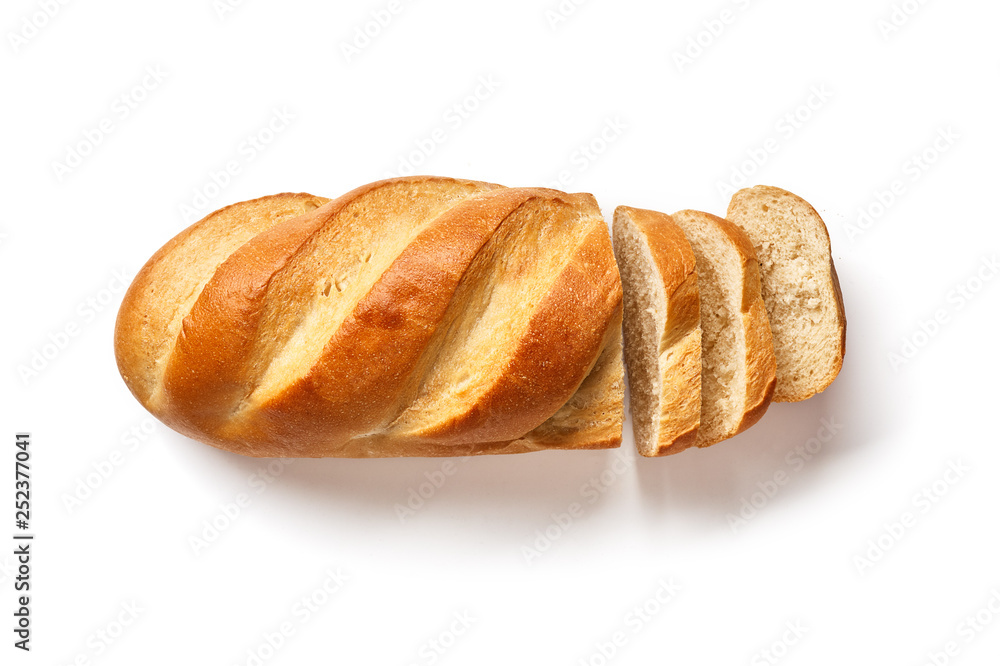 白色切片面包。面包在白色背景上隔离。俯视图。