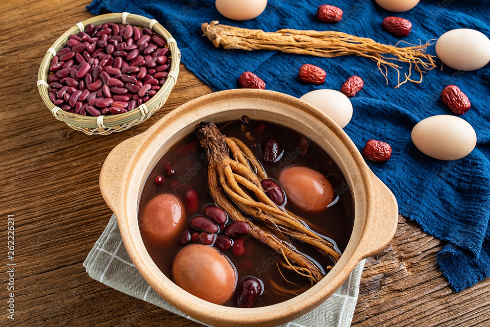 Chinese health medicated food, red dates, kidney beans, angelica eggs