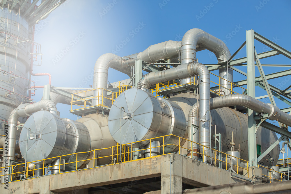 Heat Exchanger and Column, Heat Exchanger Gas separation plant.