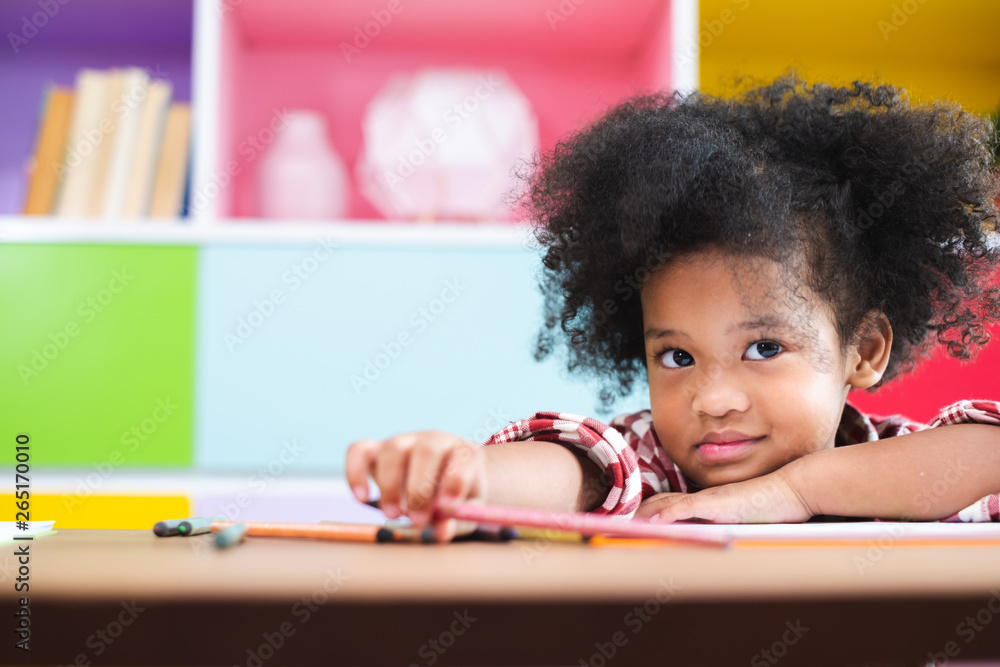 在家学习的非洲萌娃，孩子的教育理念