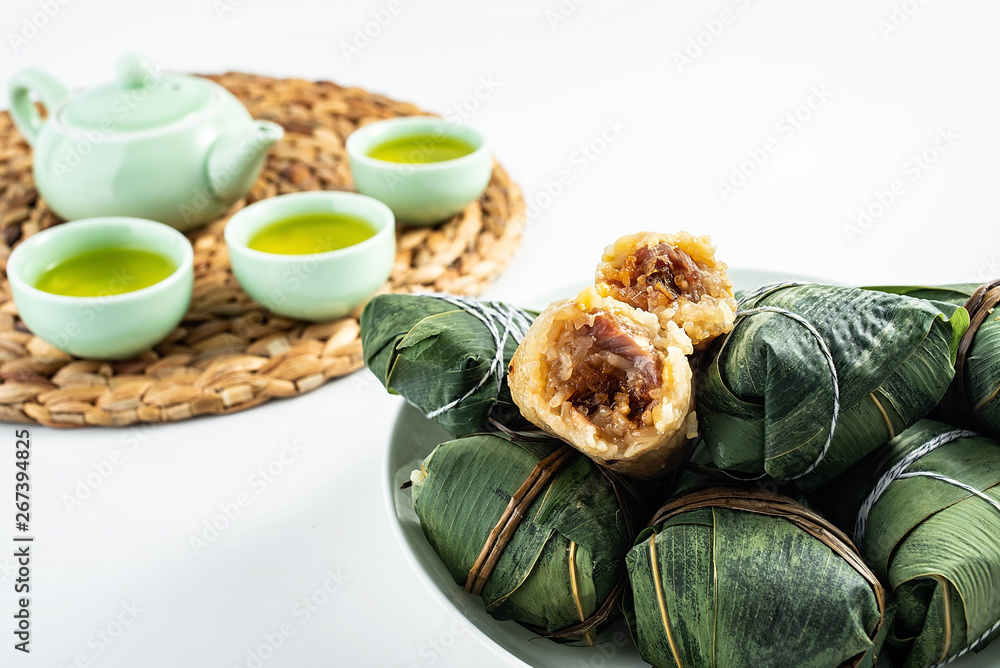 中国端午节传统美食，茶，吃饺子