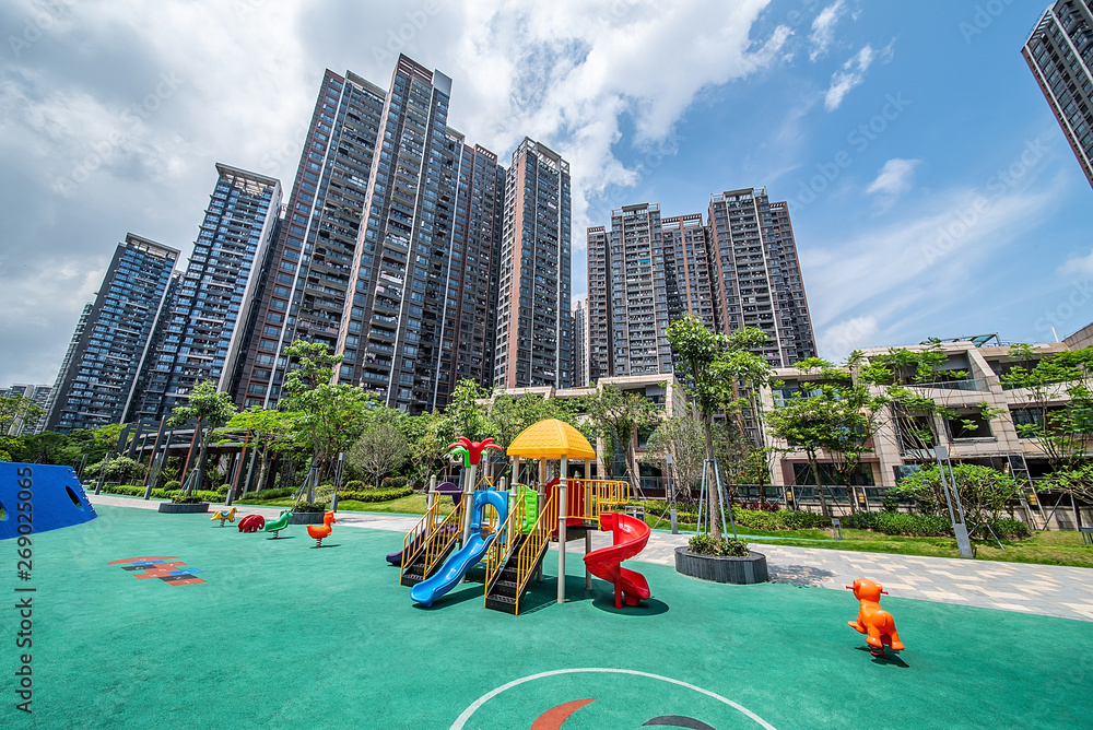 Hongshan City Community Garden and Childrens Playground in Longhua District, Shenzhen
