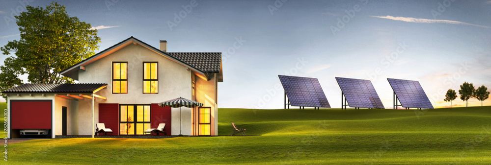 带草坪和太阳能电池板的现代房子的夜景