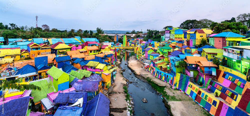 Kampung Warna Warni Jodipan，印度尼西亚马朗的有色人种村庄