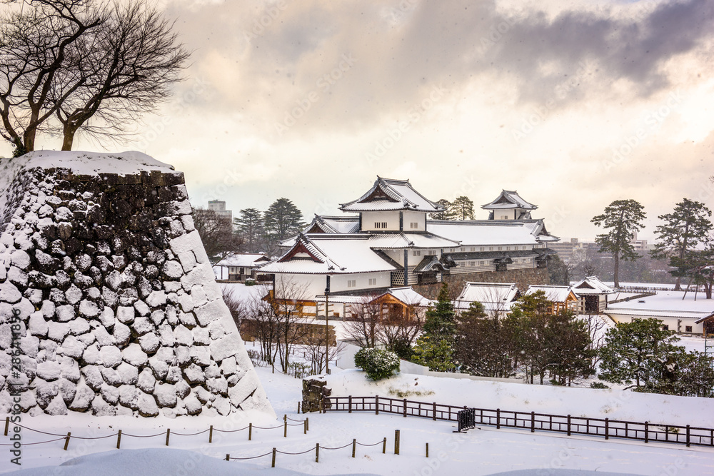 日本金泽，冬天的城堡