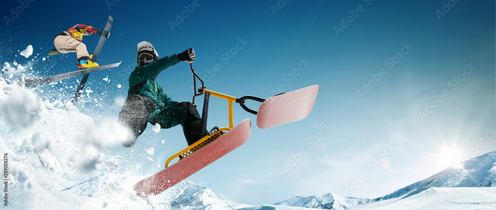 滑雪、雪地摩托、单板滑雪。极限冬季运动。