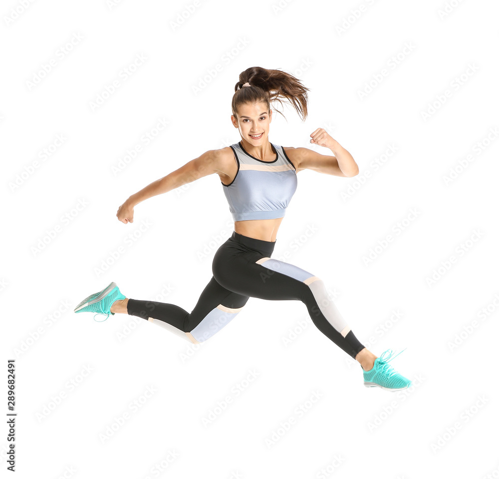 白色背景下的跑步运动女性