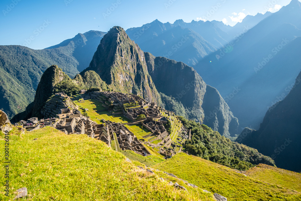 南美洲秘鲁库斯科马丘比丘考古遗址印加遗址上方的阳光