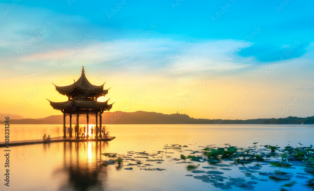 杭州西湖美丽的建筑景观和景观……