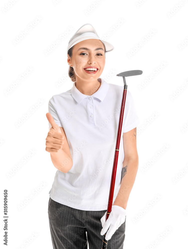 漂亮的女高尔夫球手在白色背景上竖起大拇指