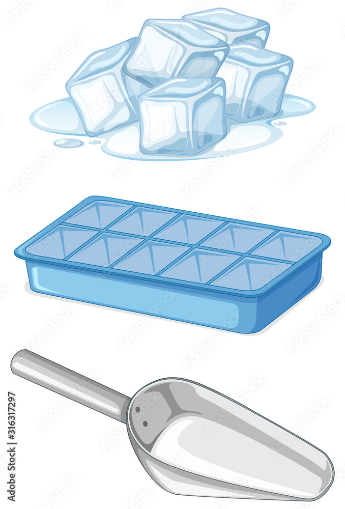用托盘和勺子堆冰