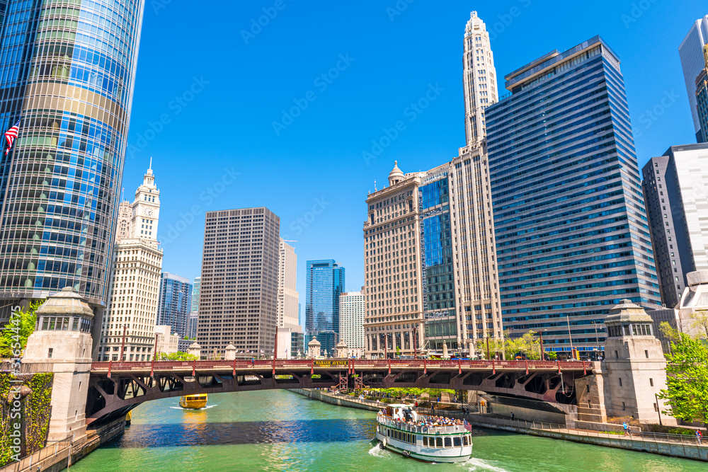 美国伊利诺伊州芝加哥观光河游轮