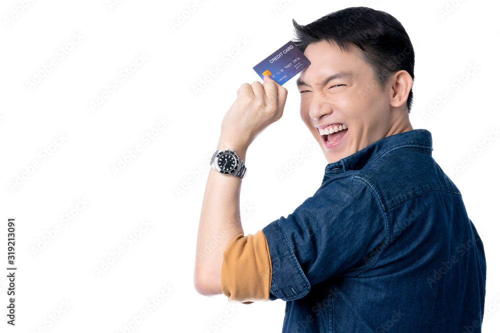 亚洲魅力男士休闲T恤手信用卡智能商务沟通理念
