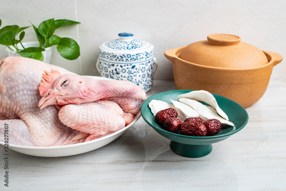 中式营养保健汤料、鲜母鸡、山药红枣