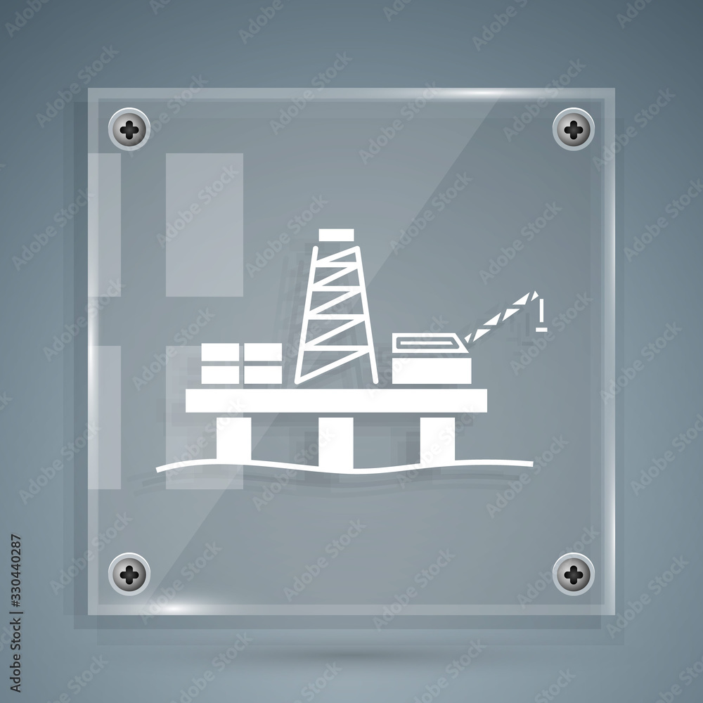 灰色背景上隔离的海上白色石油平台图标。海上钻机。石油平台，g