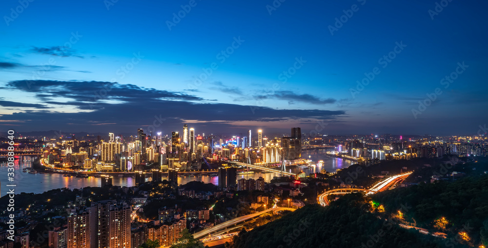 重庆建筑与城市天际线夜景……