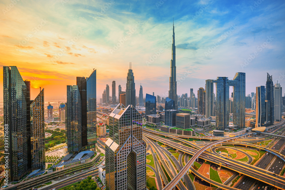 阿拉伯联合酋长国迪拜市中心天际线