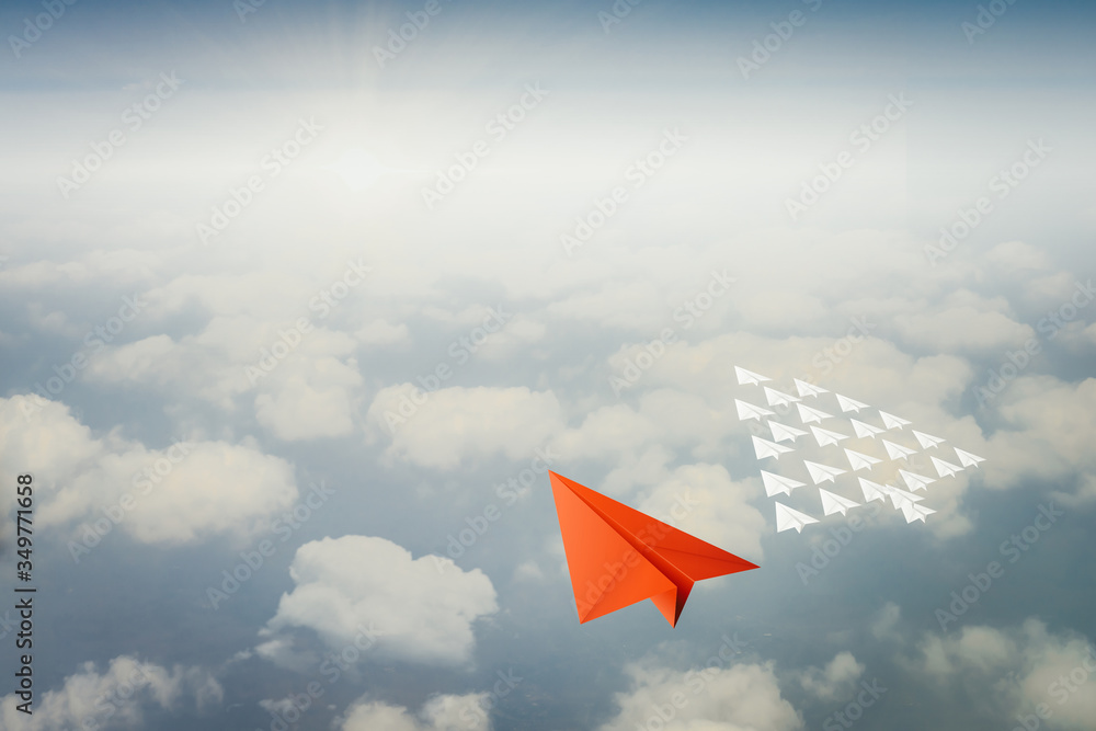 业务团队领导者概念。与大红纸飞机和小团体不同的战略概念