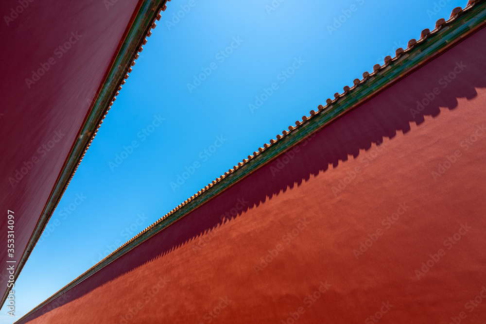 紫禁城里的红墙。中国传统符号。最小背景。