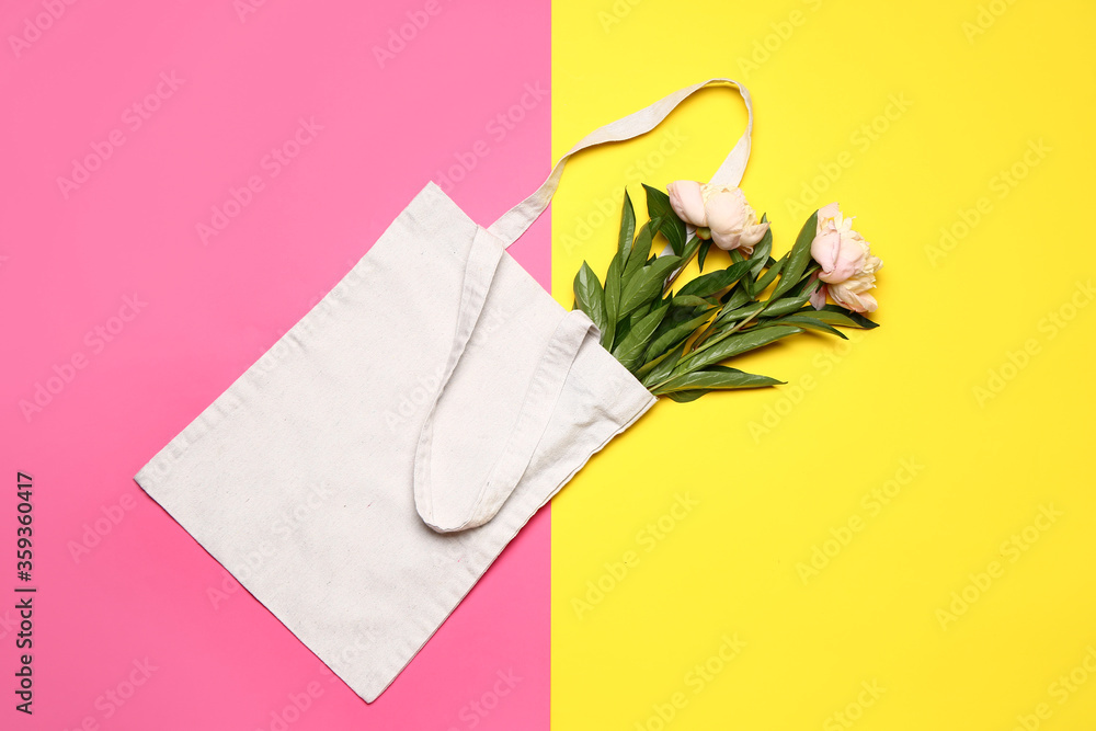 彩色背景带花朵的环保袋