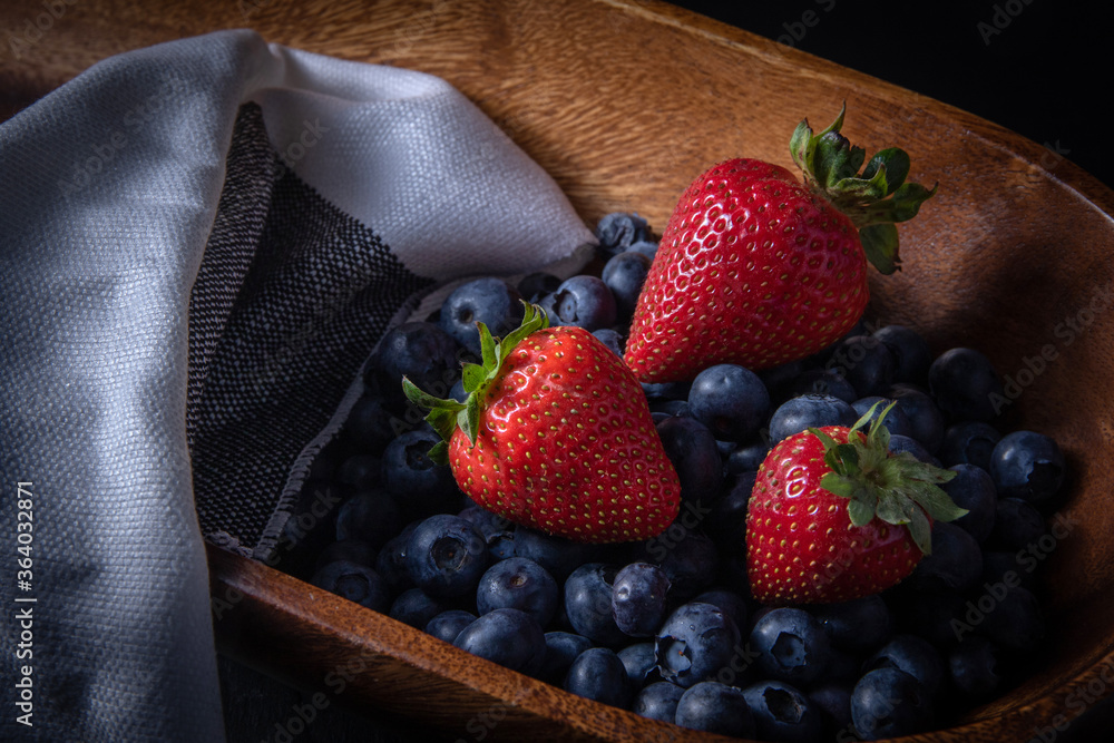 蓝色浆果、水果、草莓
