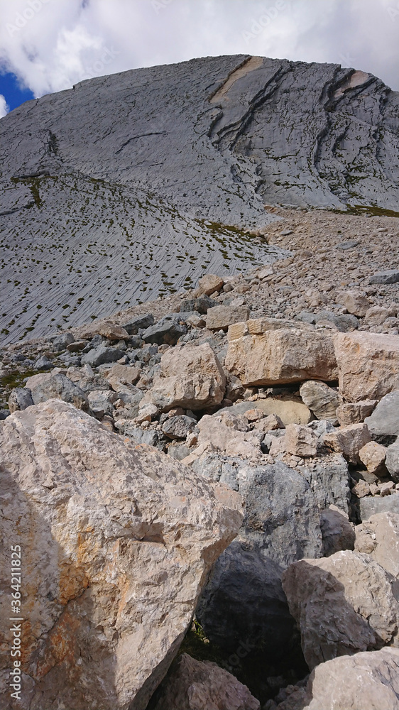 意大利白云石的石灰岩。自然阴影特写