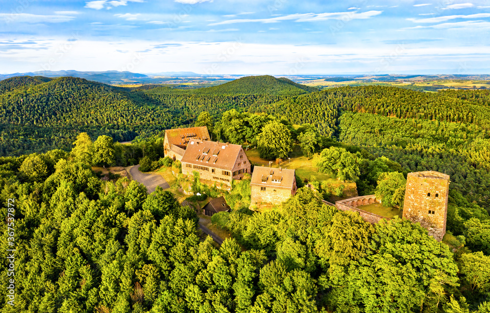 法国阿尔萨斯省下莱茵市沃斯日山脉的胡尼堡城堡