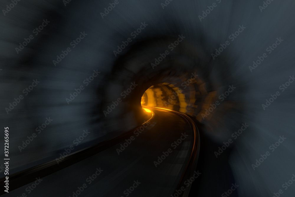 最后有灯光照亮的铁路隧道，3d渲染。